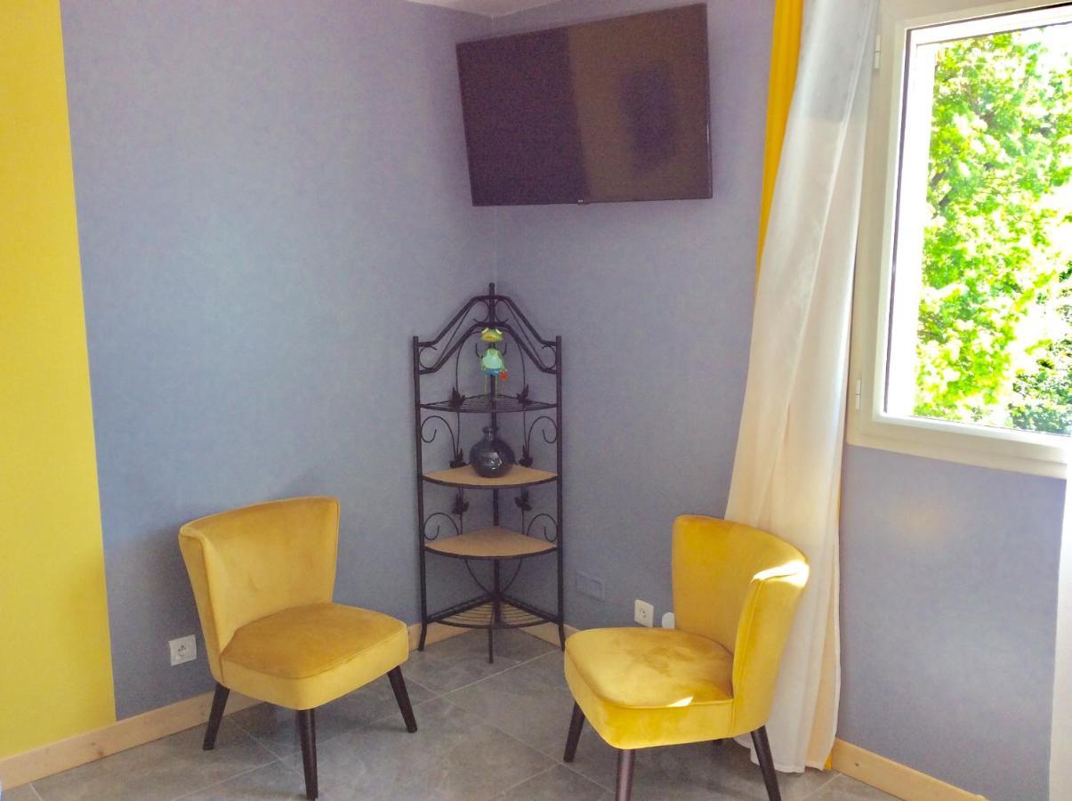 Bienvenue Chez Alain Et Marie Apartment Antibes Exterior photo