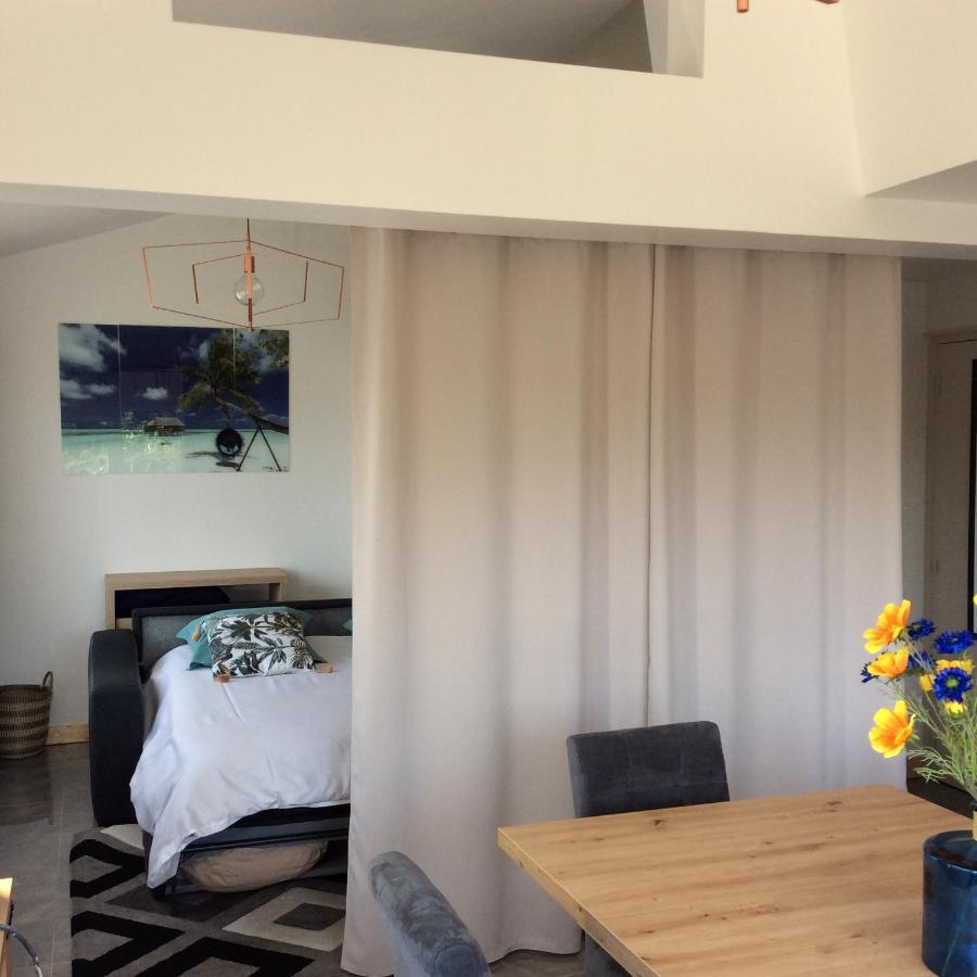 Bienvenue Chez Alain Et Marie Apartment Antibes Exterior photo